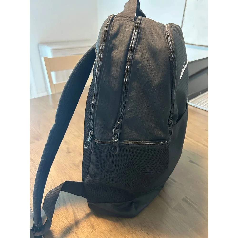 Nike Academy Team Backpack Black White Swoosh Soccer Training Bag Men BA5501-010